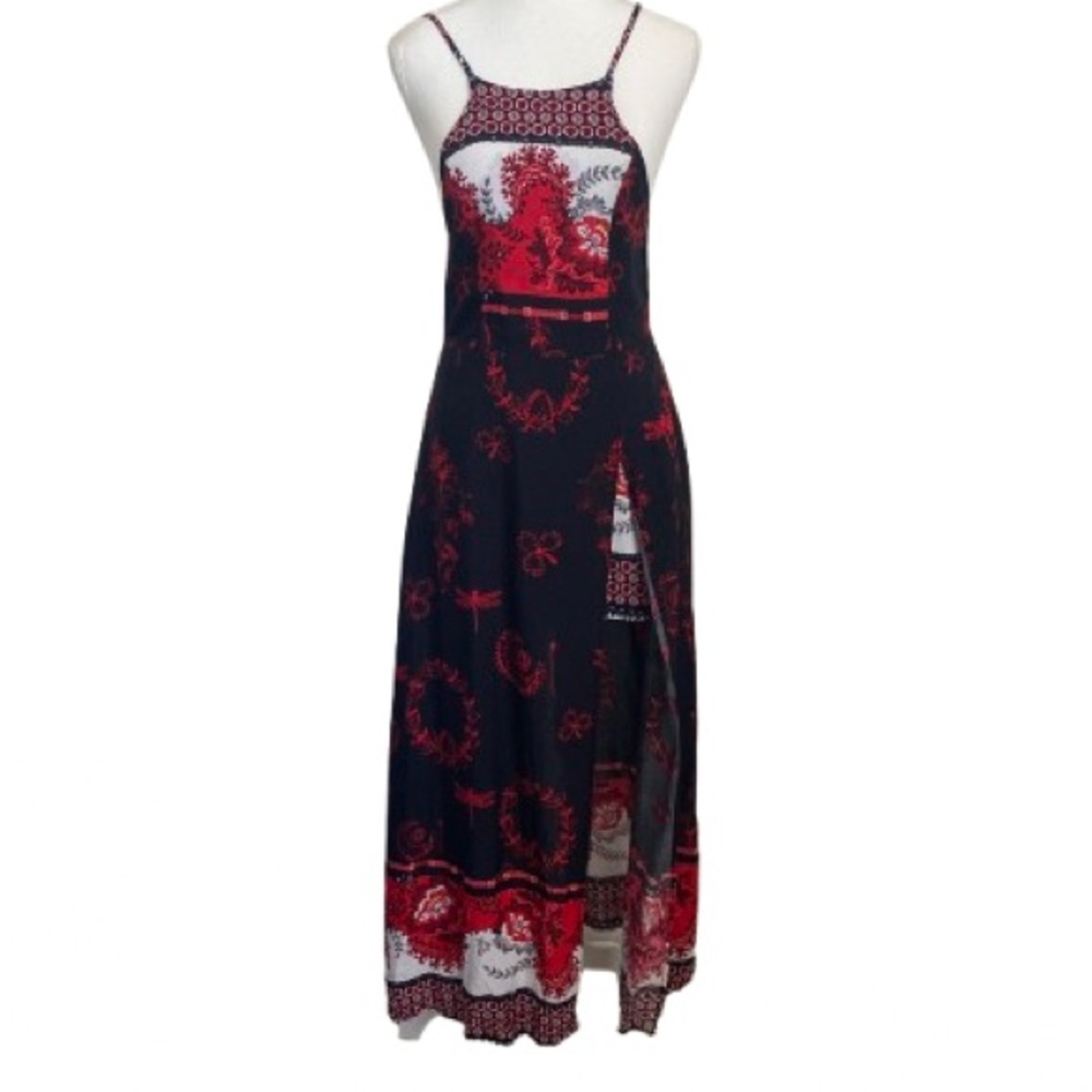Chic Black and Red Patterned Maxi Dress